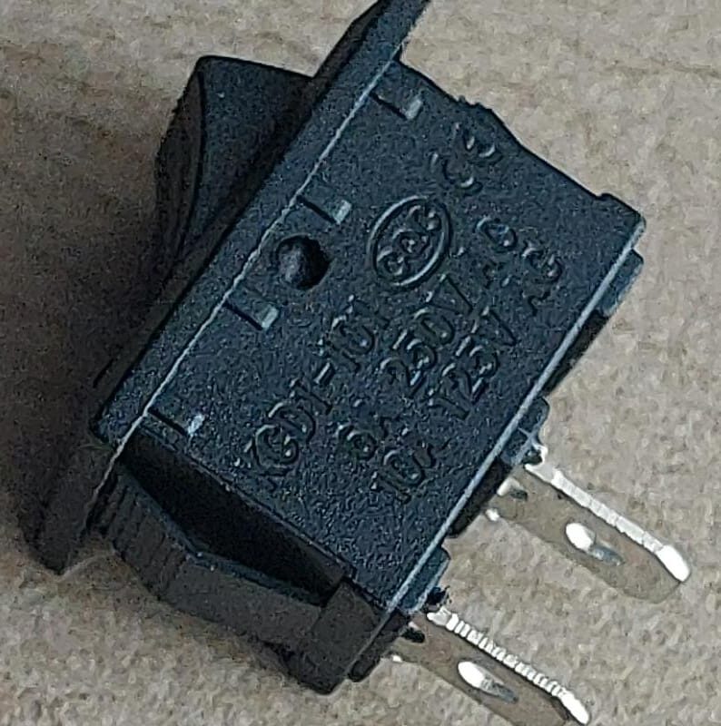 Cod.13310 Chave tecla gangorra Preta 2 polos KCD1-101 6A 250V