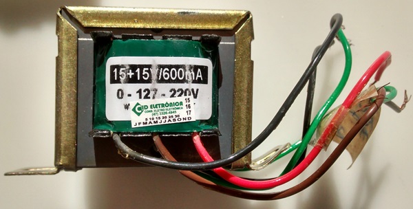Cod. 7147 Transformador Força  15+15V 600mA 110  220V AC - Marca Gilson.