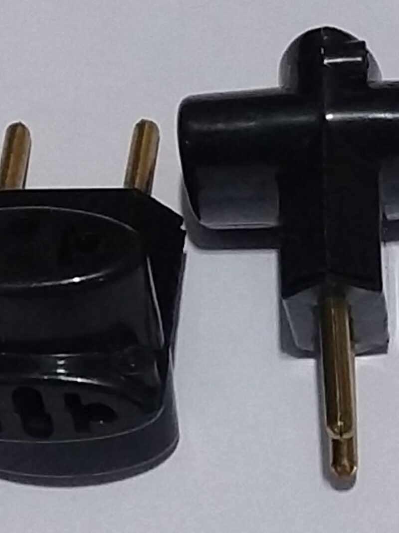 Cod.11095  Plug Adaptador Tomada Padrão Benjamin T 3 Saidas  2Pninos 10Am Preto.
