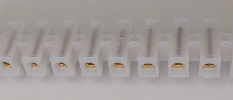 Cod.11590 Barra Sindal 12 Terminal 4mm 15 Amperes