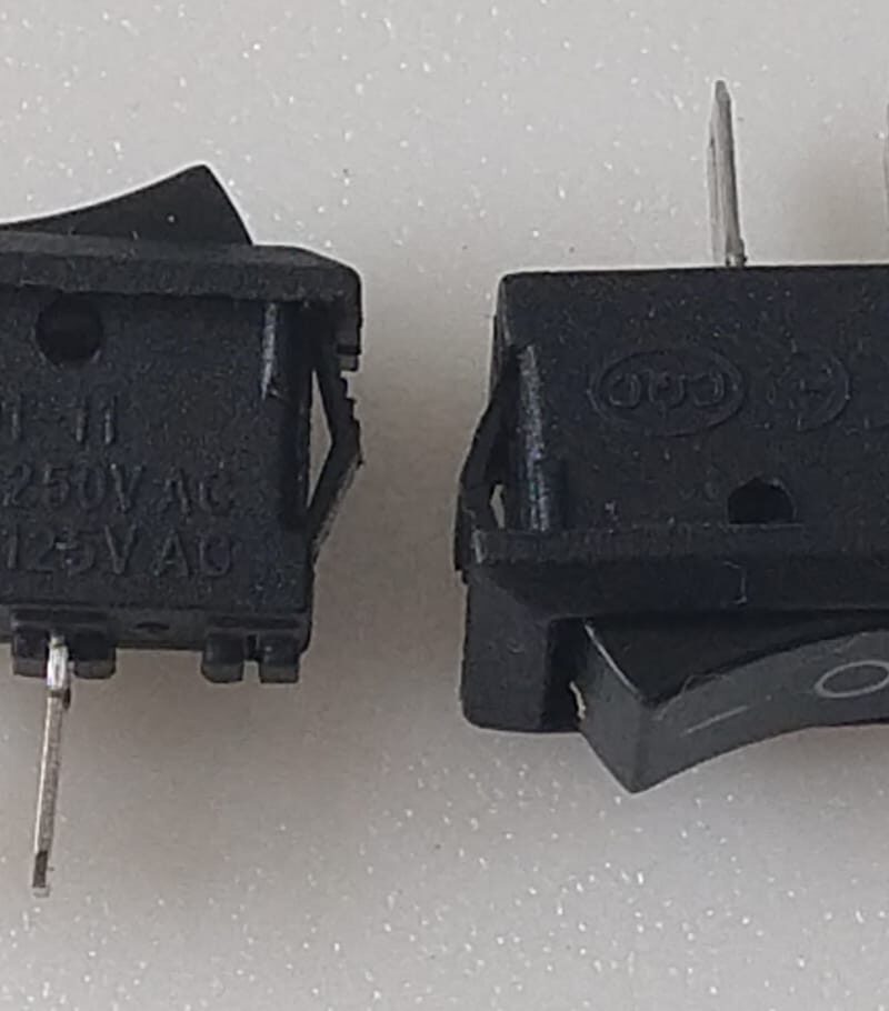 Cod.11671 Chave tecla Gangorra Mini Preta 2 polos 15 X 21 mm  10.A KRCD-101 3A  250V.