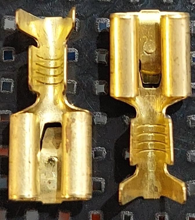 Cod.2029 Terminal Femea Com Trava Tam 7 mm