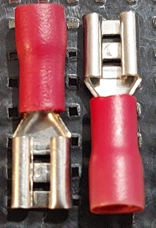 Cod.4070 Terminal Encaxe Femea Com Capa 5,6mm