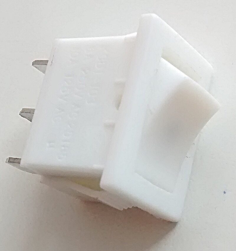 Cod.5133 Chave tecla gangorra branca 3 polos KCD1-103 6A 250V.